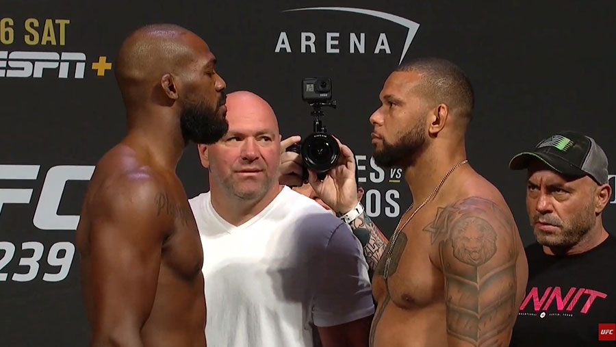 Jon Jones contre Thiago Santos