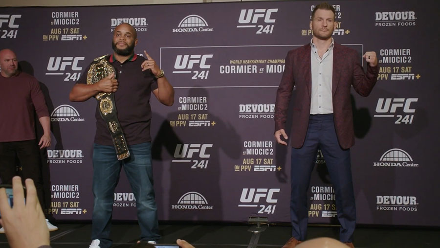 Daniel Cormier contre Stipe Miocic