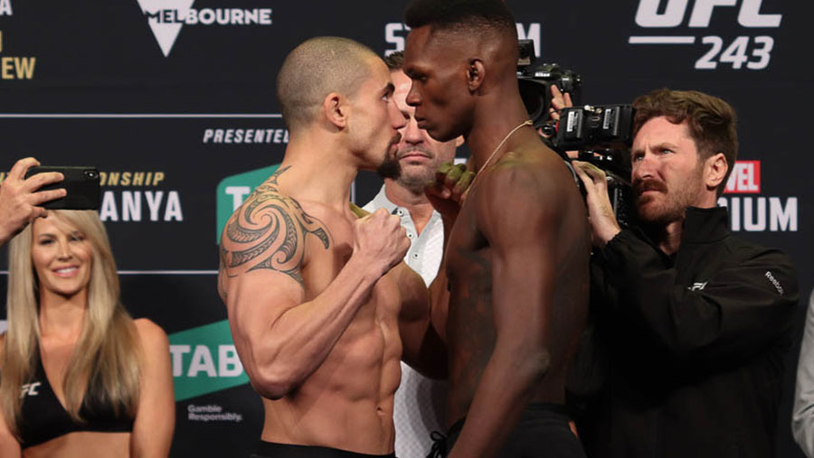 Robert Whittaker contre Israel Adesanya