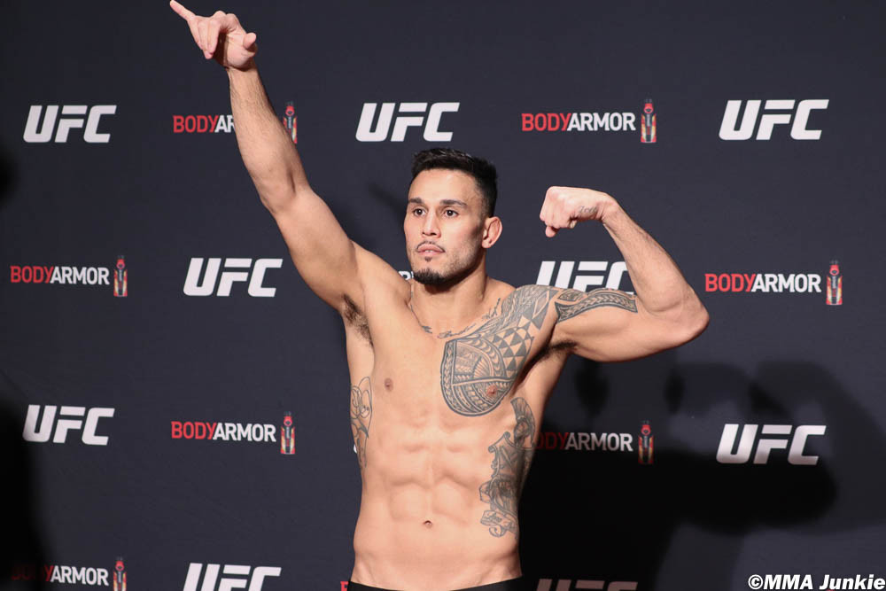 Brad Tavares contre Edmen Shahbazyan