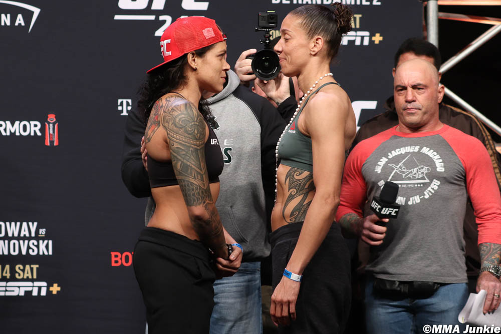 Amanda Nunes contre Germaine de Randamie