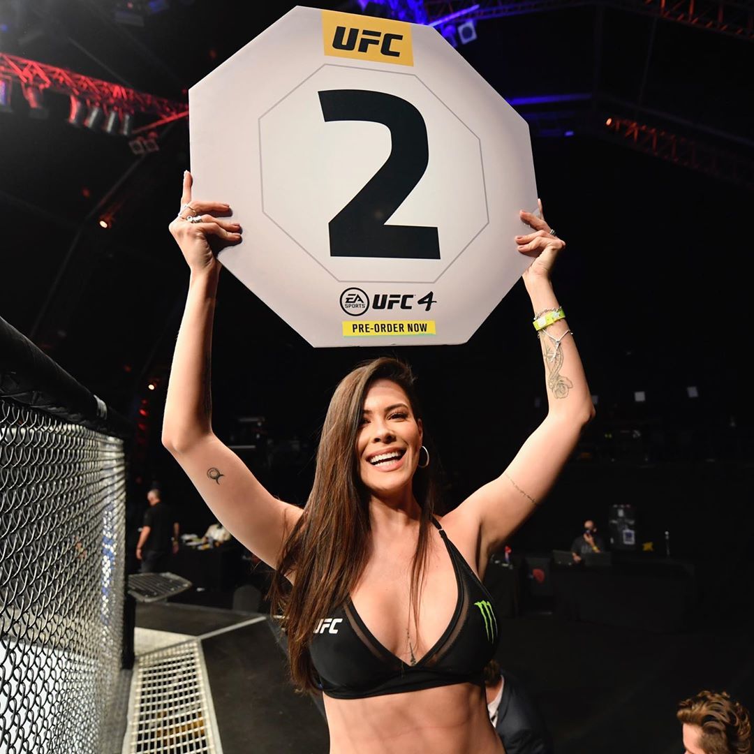 UFC 251 : octagon girls