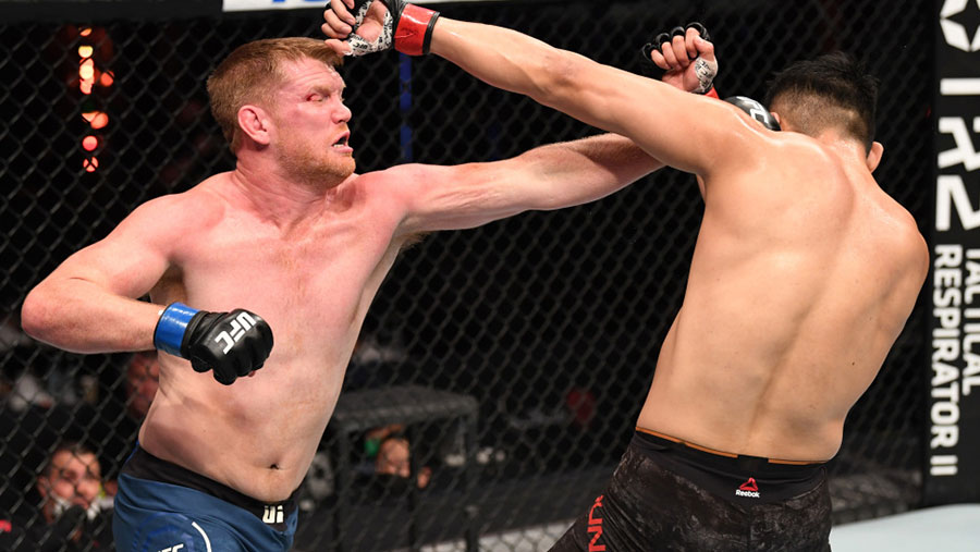 UFC 254 - Da Un Jung contre Sam Alvey