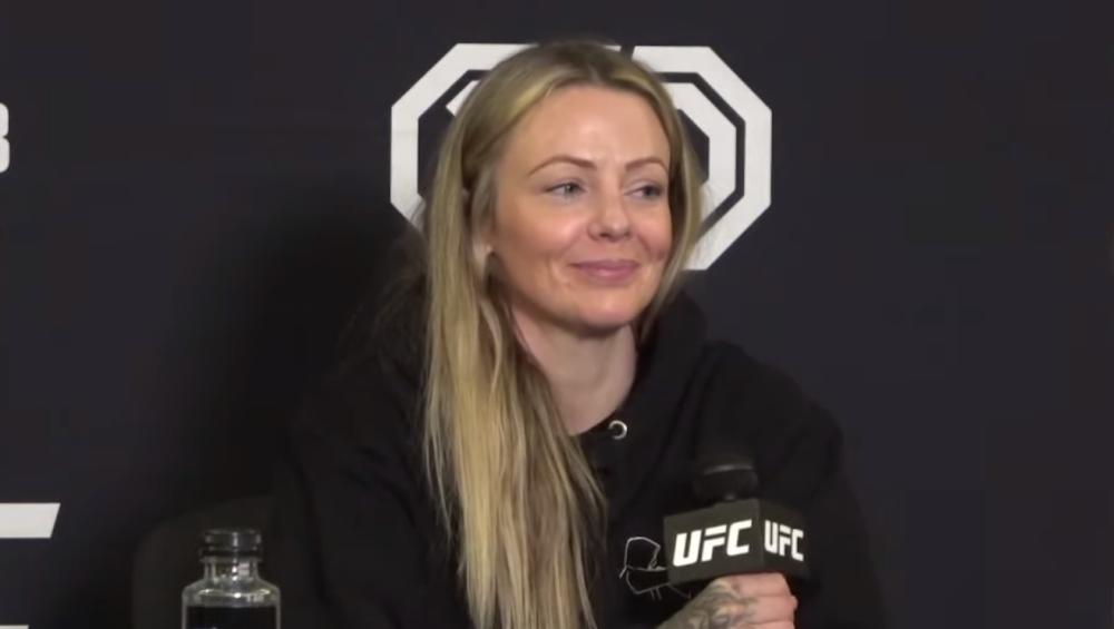 UFC 286 - Joanne Wood