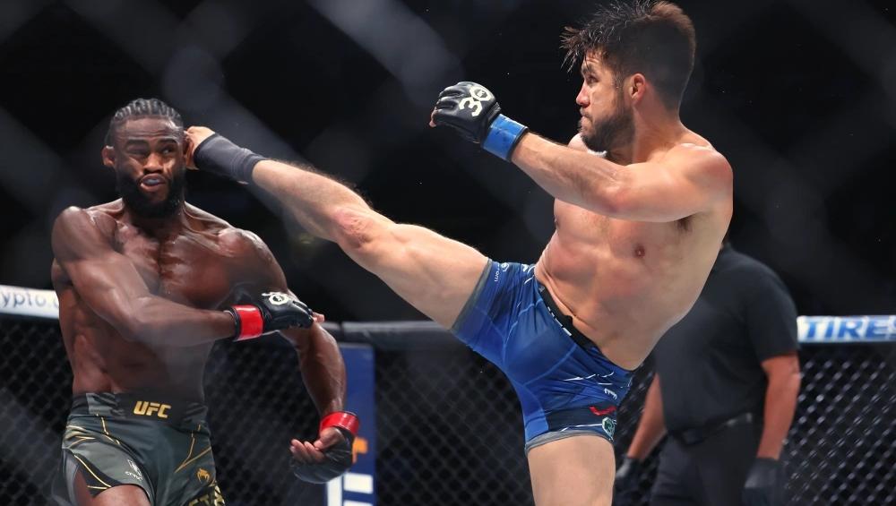 UFC 288 - Aljamain Sterling vs Henry Cejudo