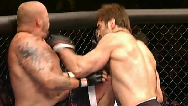 Andrei Arlovski contre Wesley Correira