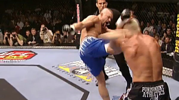 Chuck Liddell contre Tito Ortiz