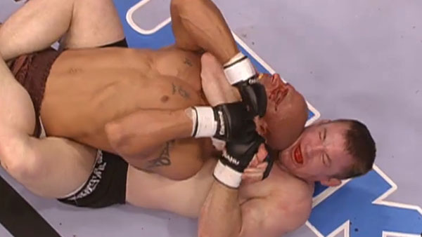 Matt Hughes contre Frank Trigg