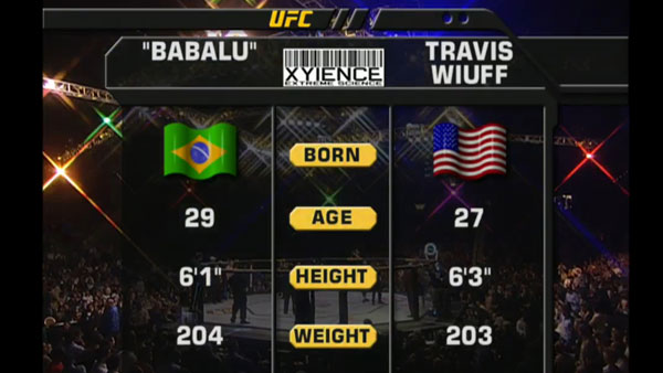 Renato Sobral contre Travis Wiuff 